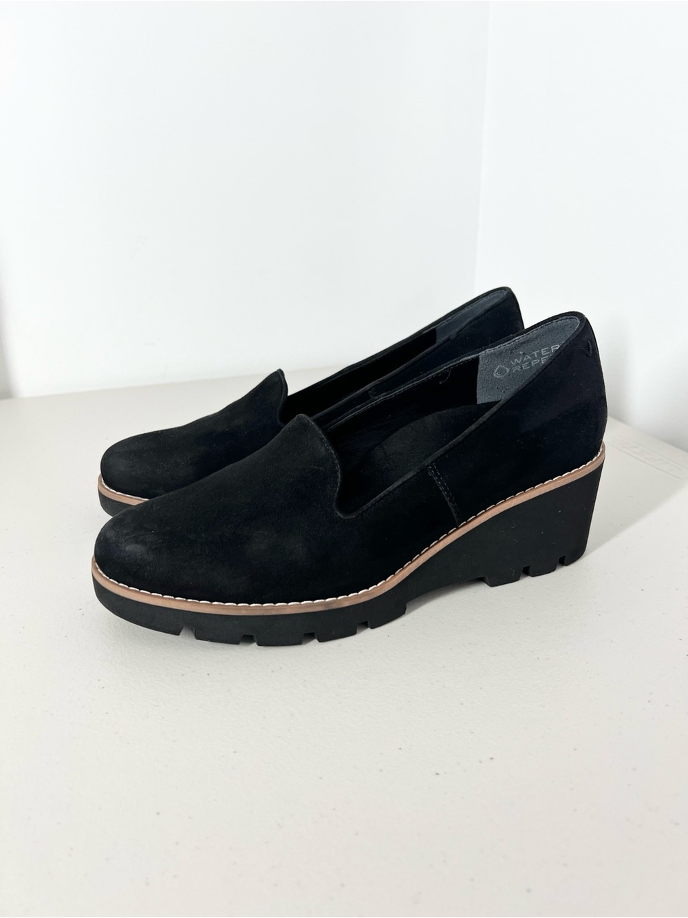 Vionic Willa Wedge Water Repellent Black Slip On Loafers 7.5